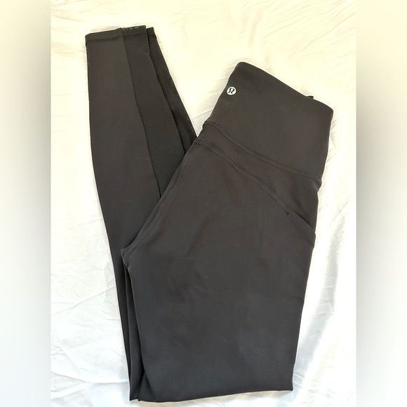 LULULEMON/ Black Mesh Leggings/6 - Picture 5 of 8